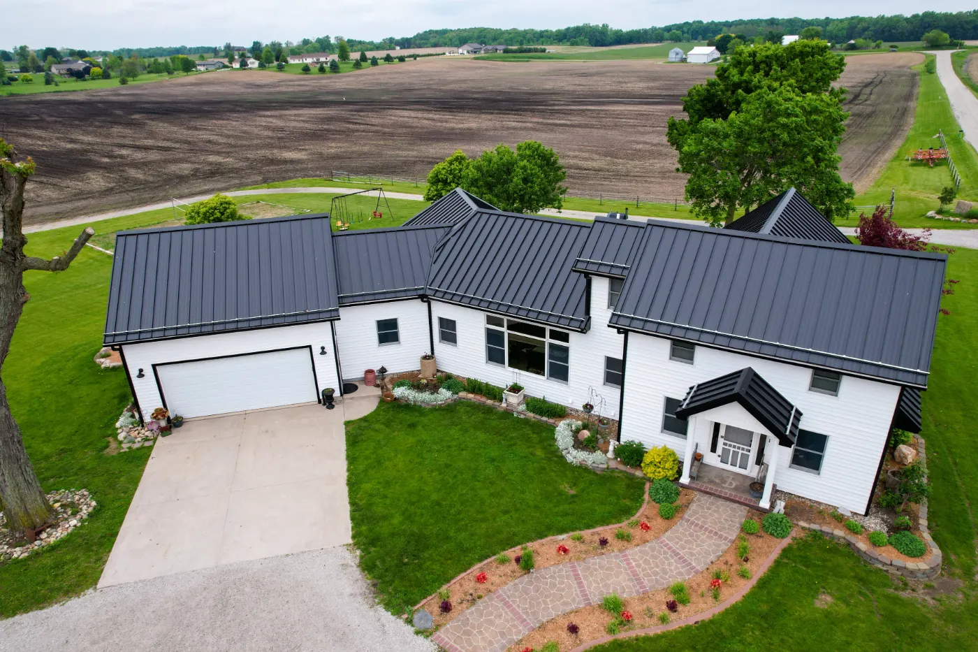 Commercial roof inspection documented in Delphi